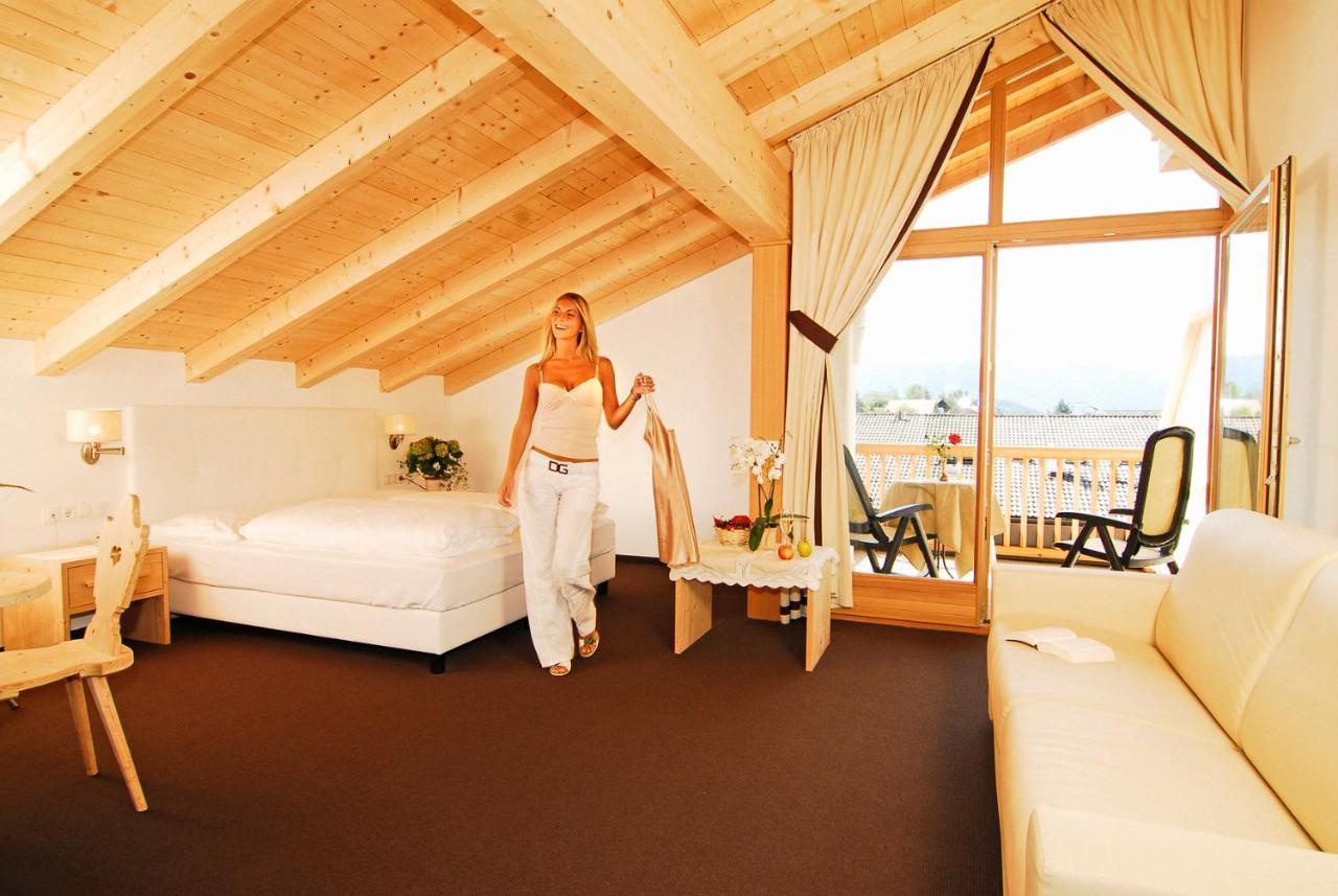 פיה Gartenhotel Voelser Hof - Adults Only מראה חיצוני תמונה