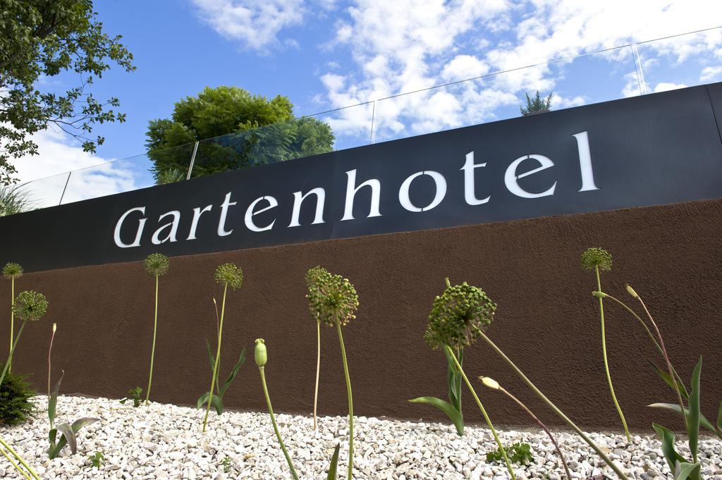 פיה Gartenhotel Voelser Hof - Adults Only מראה חיצוני תמונה