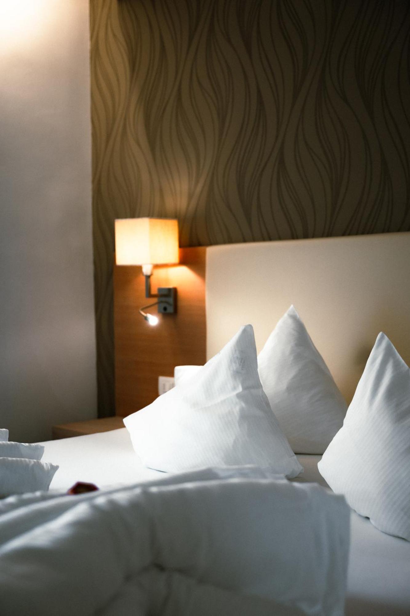 פיה Gartenhotel Voelser Hof - Adults Only מראה חיצוני תמונה